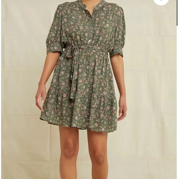 Amour Vert Arya Ecovera Lago Green Floral Print Dress Size Large - Picture 1 of 9